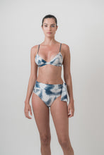 Load image into Gallery viewer, Aloe bottom | Blue and white pattern