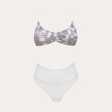 Load image into Gallery viewer, Rosalie top | Abstractia print . white