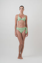 Load image into Gallery viewer, Aloe bottom | Matcha
