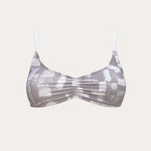 Load image into Gallery viewer, Rosalie top | Abstractia print . white
